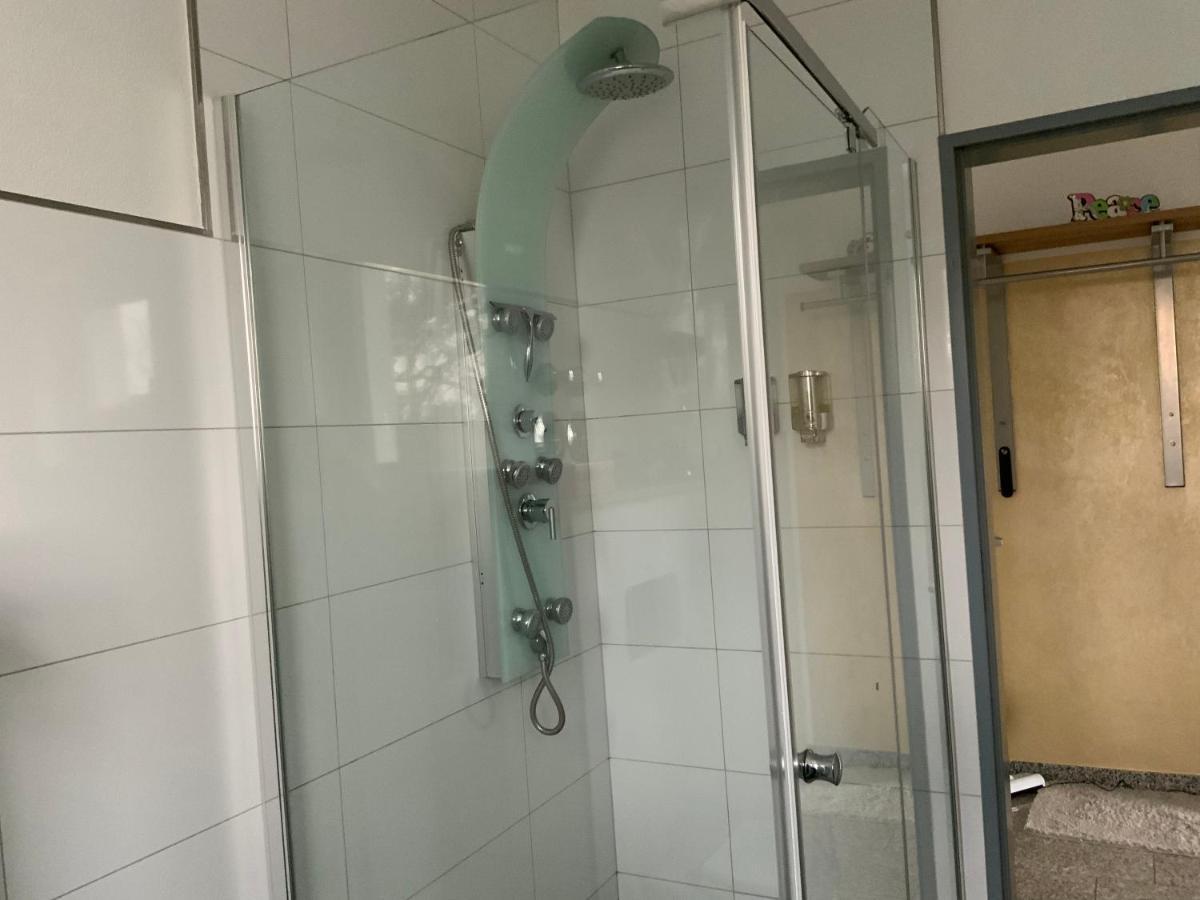 Wohnung Am Phoenixsee Dortmund Exterior foto
